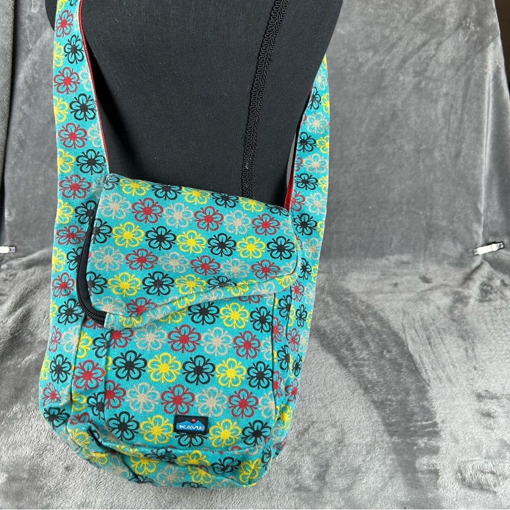 KAVU Satchel Crossbody Bag Shoulder Purse Blue‎ Floral Canvas Reversible Boho
